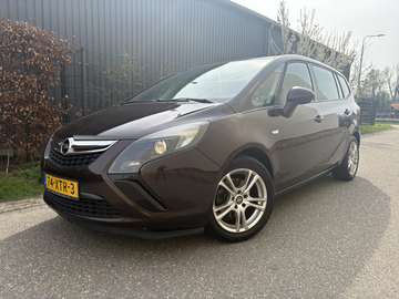 1.4 Edition / NAVI / AIRCO / CRUISE