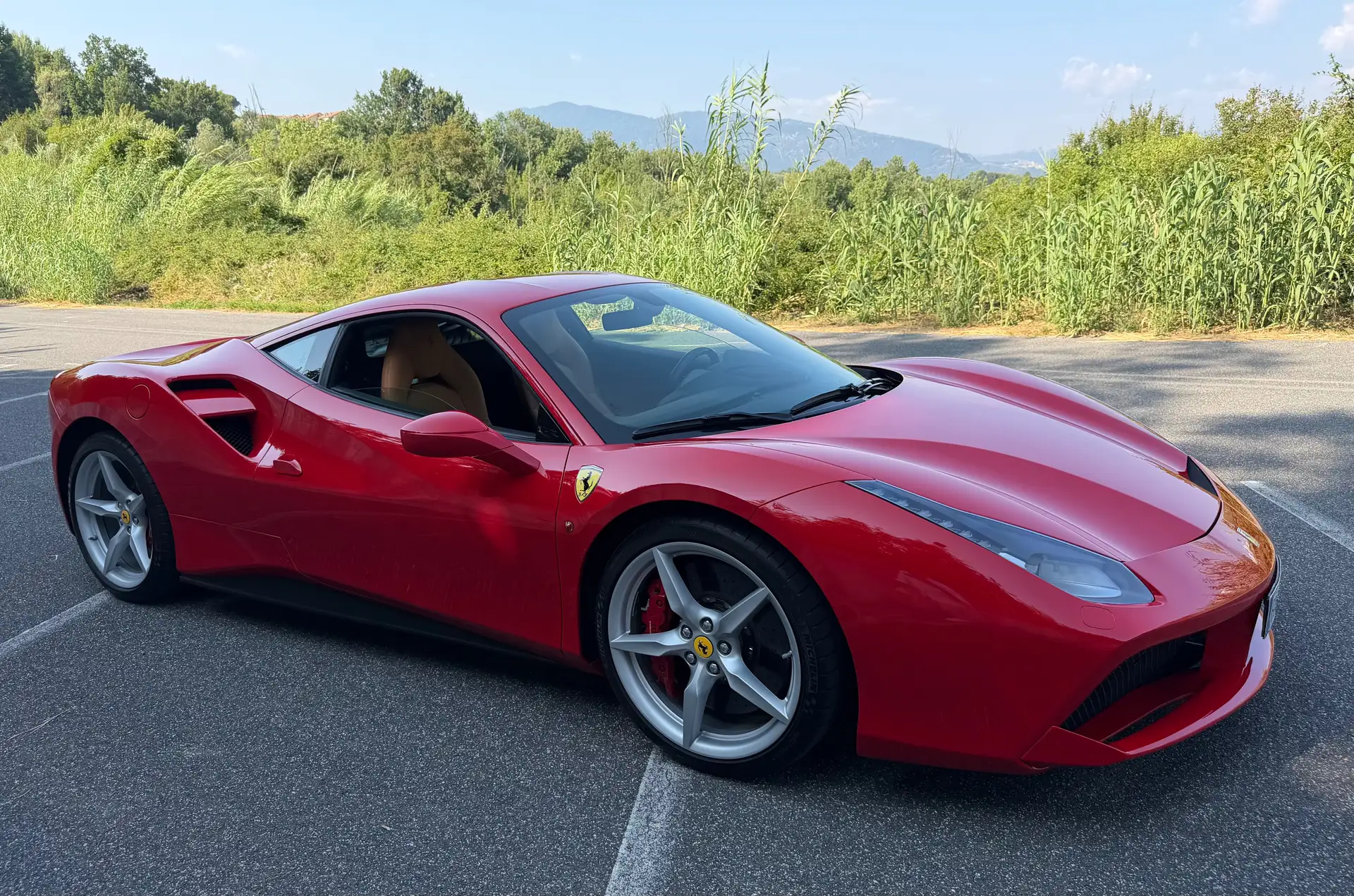 페라리 488 2016 빨강 사진 6