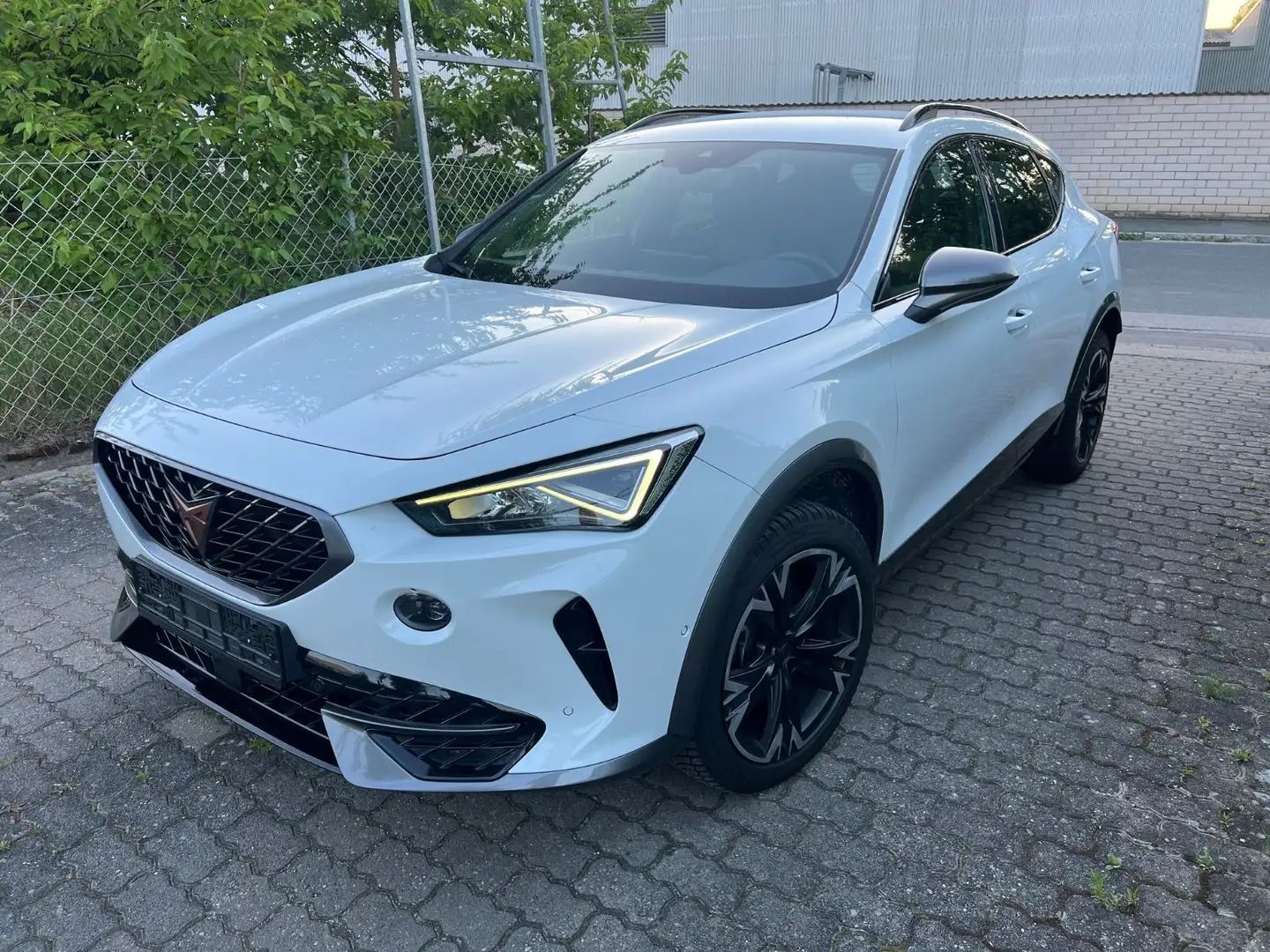 CUPRA Formentor 2.0 TDi DSG 4Drive*ACC*Matrix*Virtual* Weiß - 1