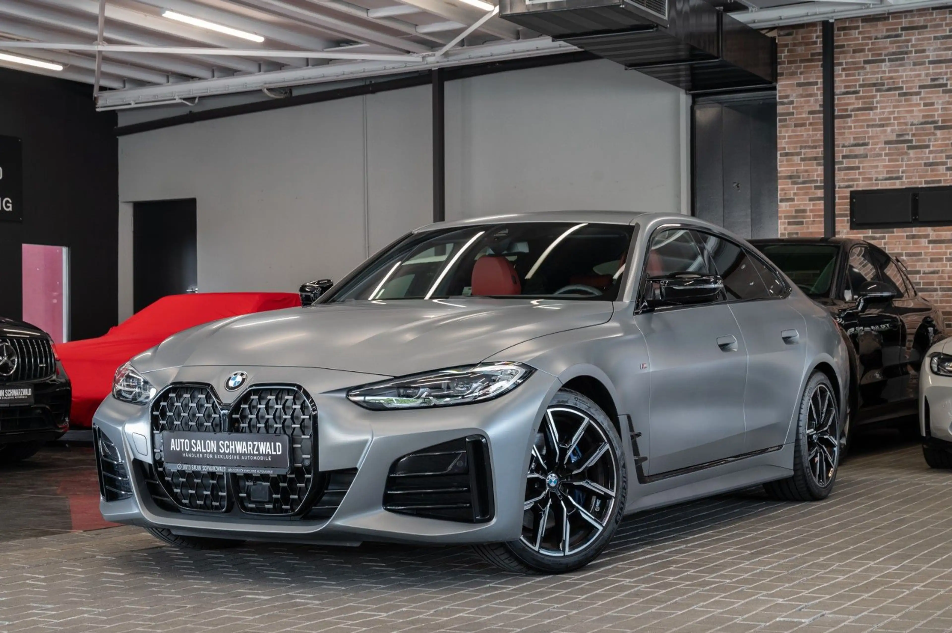BMW M4 i Gran Coupe|MATTLACK|1.HAND|INDIVIDUAL|H&K