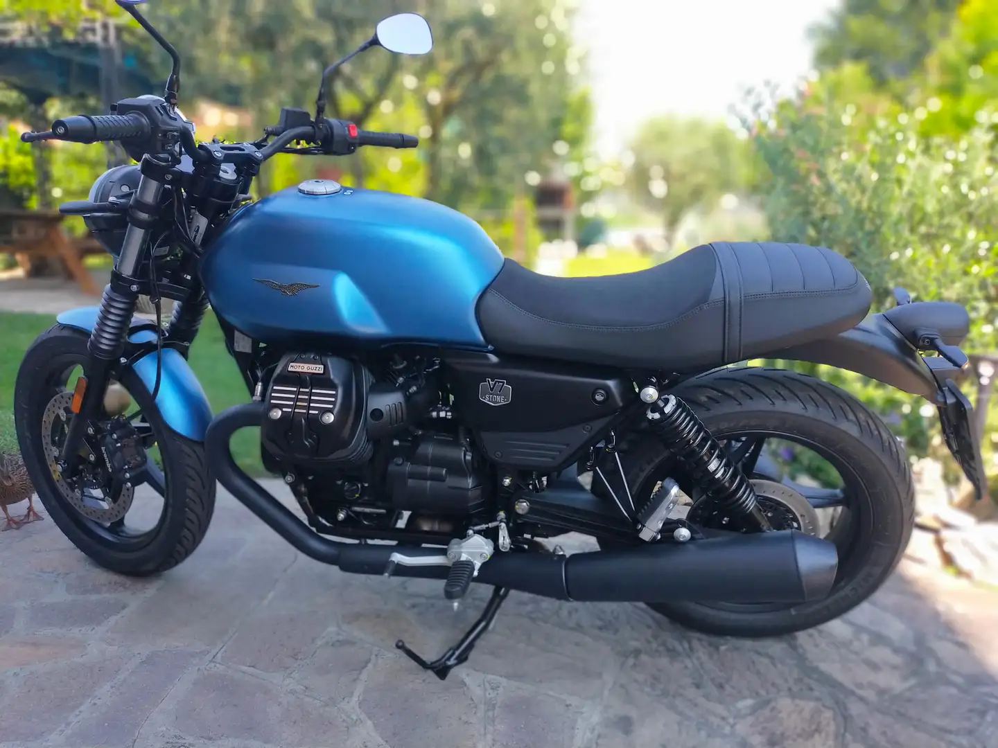 Moto Guzzi V 7 Синій - 2