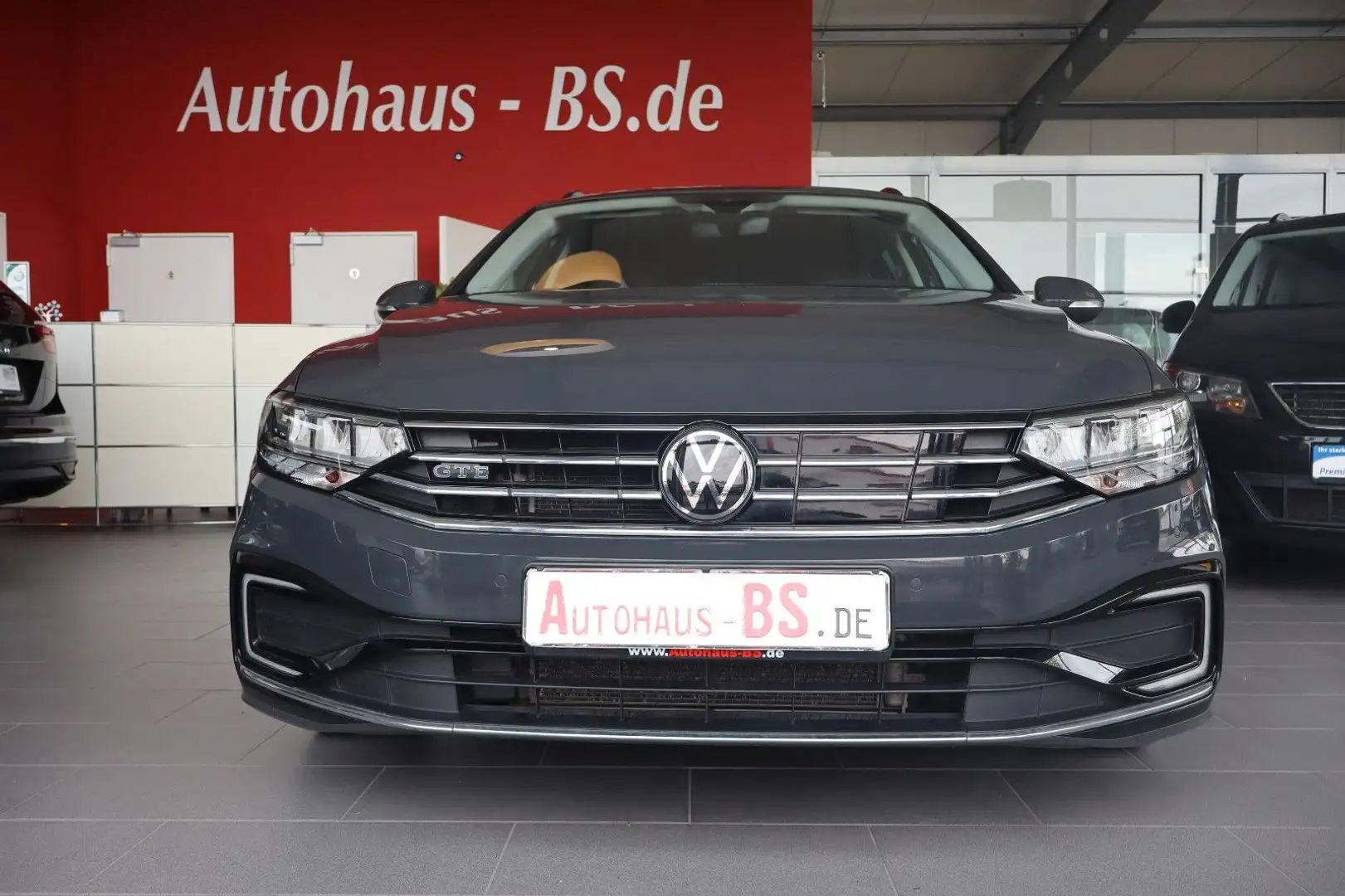 Volkswagen Passat Variant GTE 1.4 TSI DSG,KameraNaviLED,AHK Grau - 2