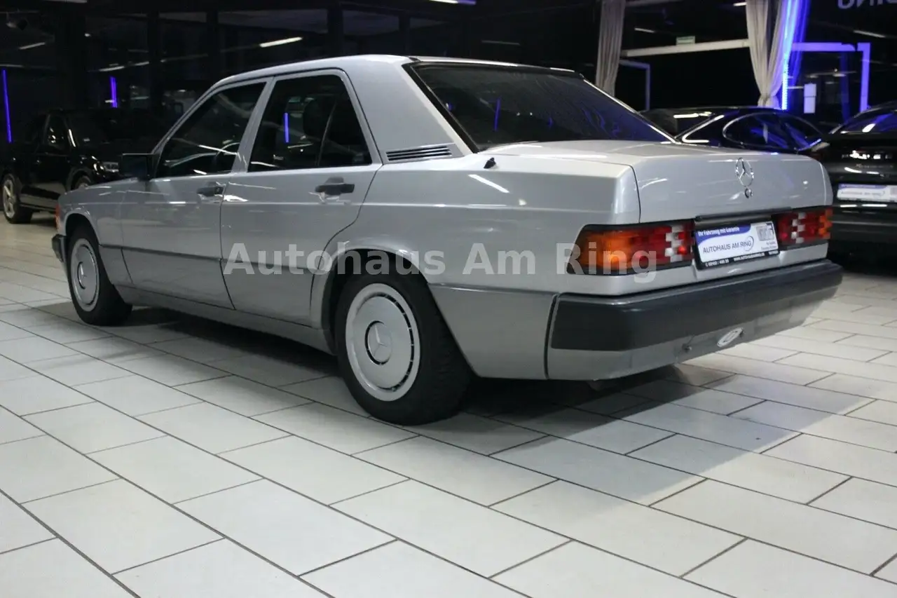 Mercedes-Benz 190 E AUTOMATIK ORIGINALZUSTAND UNFALLFREI 1HAND, foto 6