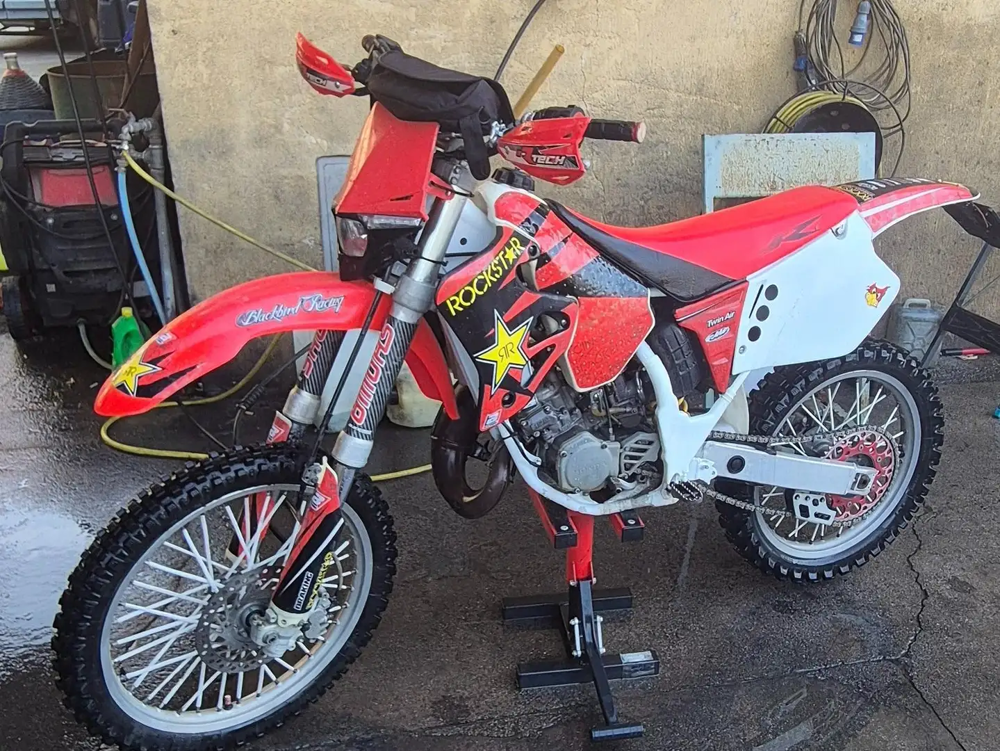 Honda CR 125 Rouge - 2