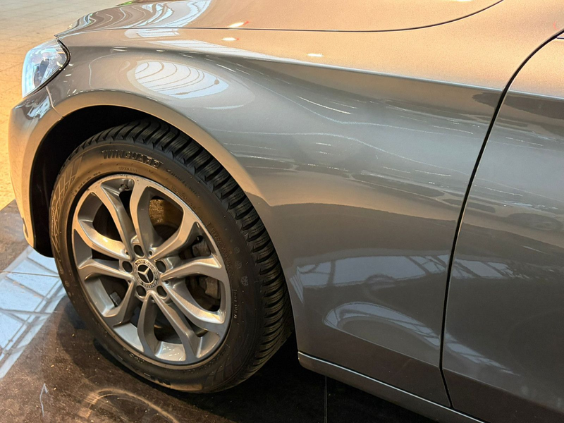 Mercedes-Benz C 220 d T 9G ACC-Tempo LED Navi Kamera Leder AHK — photo 5