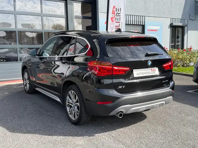 BMW X1 view 4