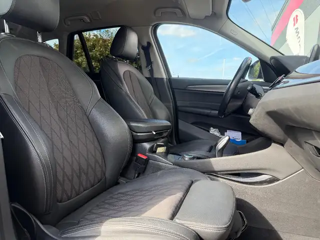 BMW X1 view 10