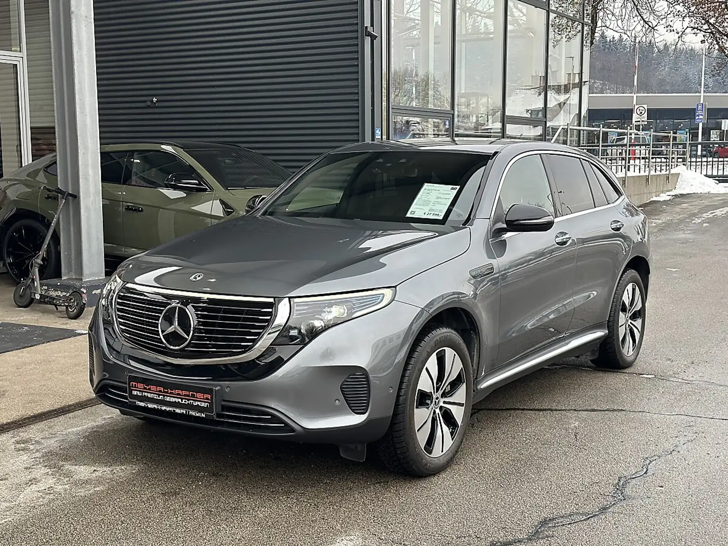 Mercedes-Benz EQC 400 4MATIC 80kWh Aut. Grau - 1