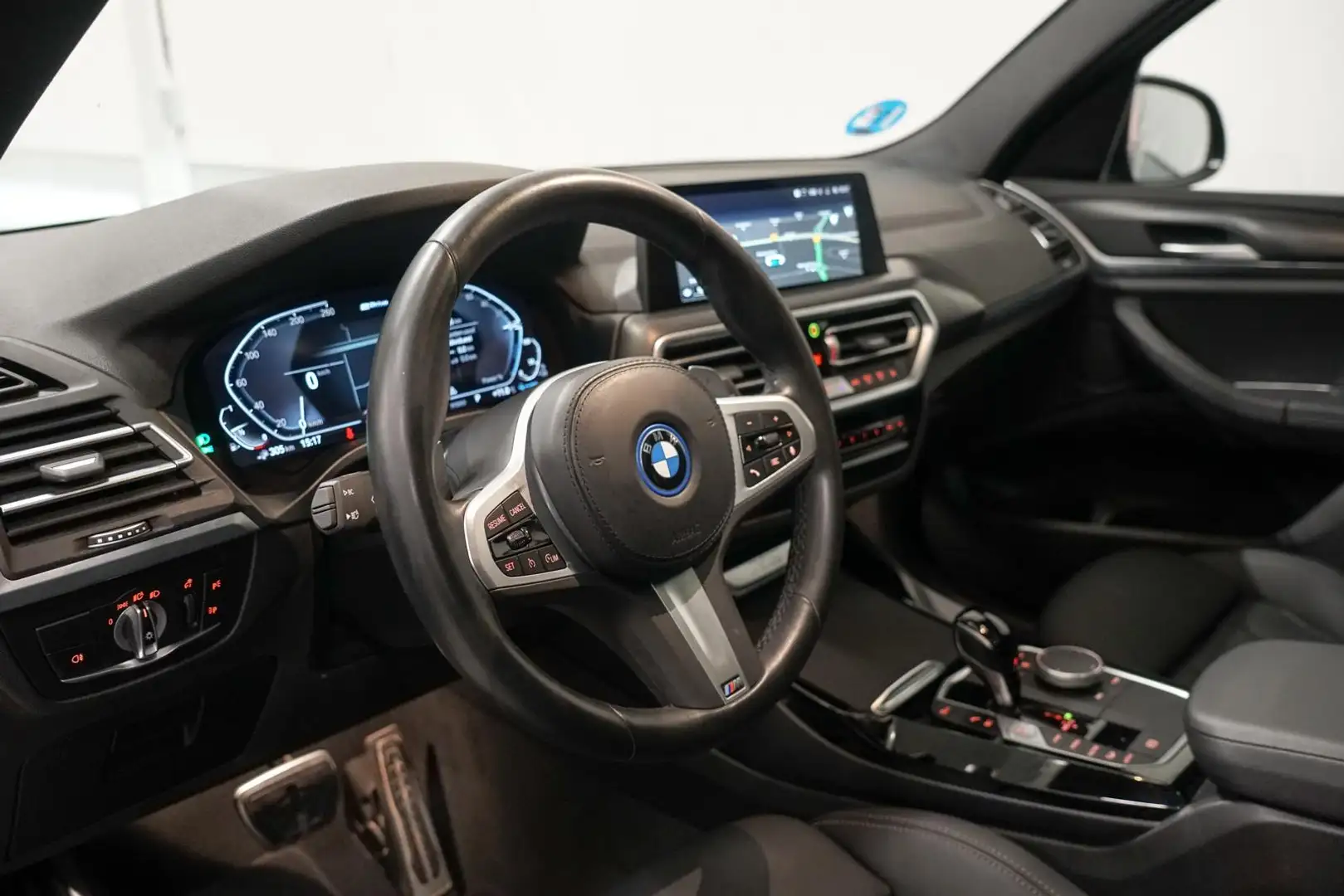 BMW X3 xDrive30e M-Sport | Panoramadak | Comfort Access | Zwart - 2