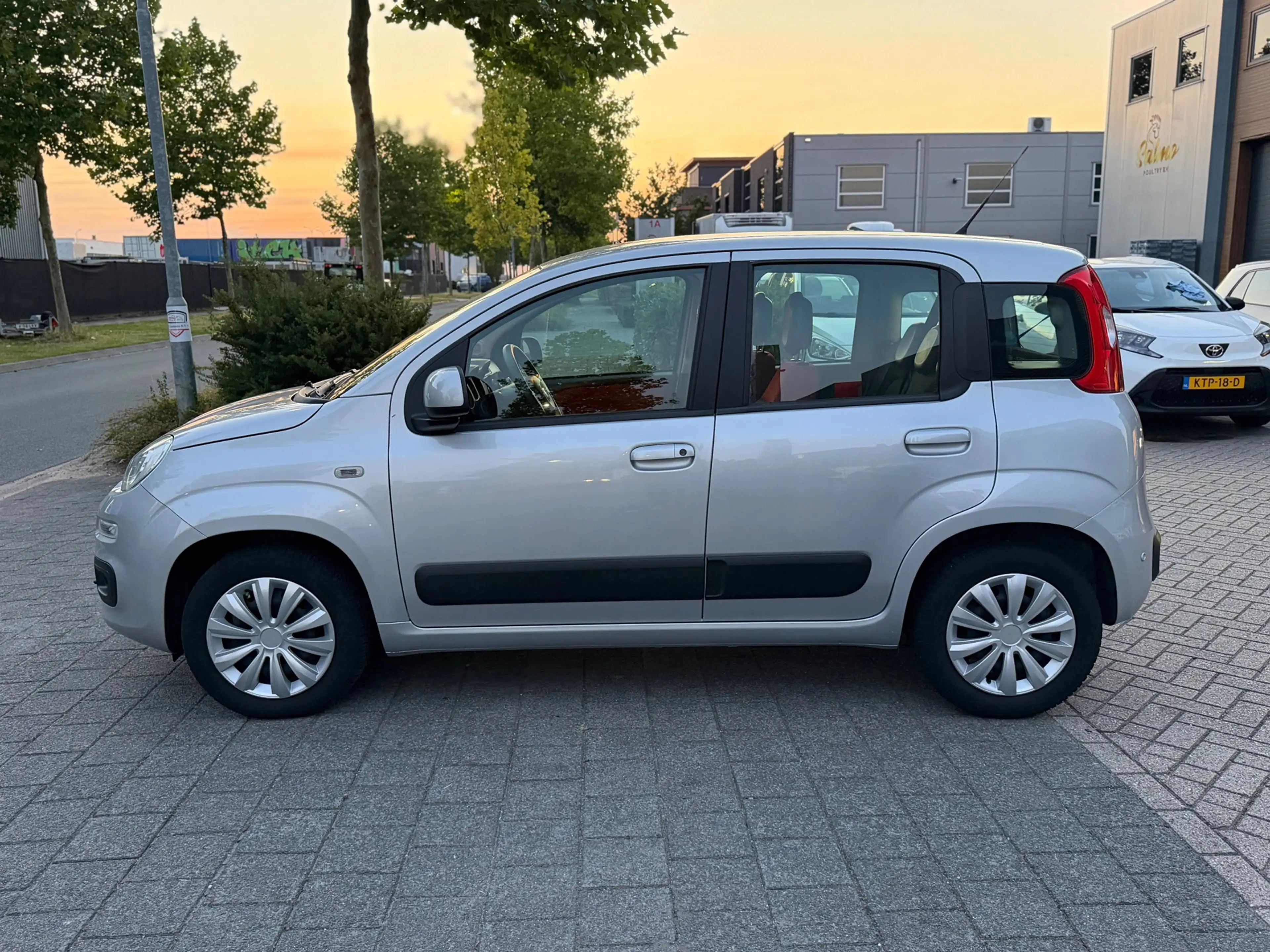 Fiat Panda 1.2 Popstar|NAP|CarPlay|Navigatie| APK 2027 — photo 3