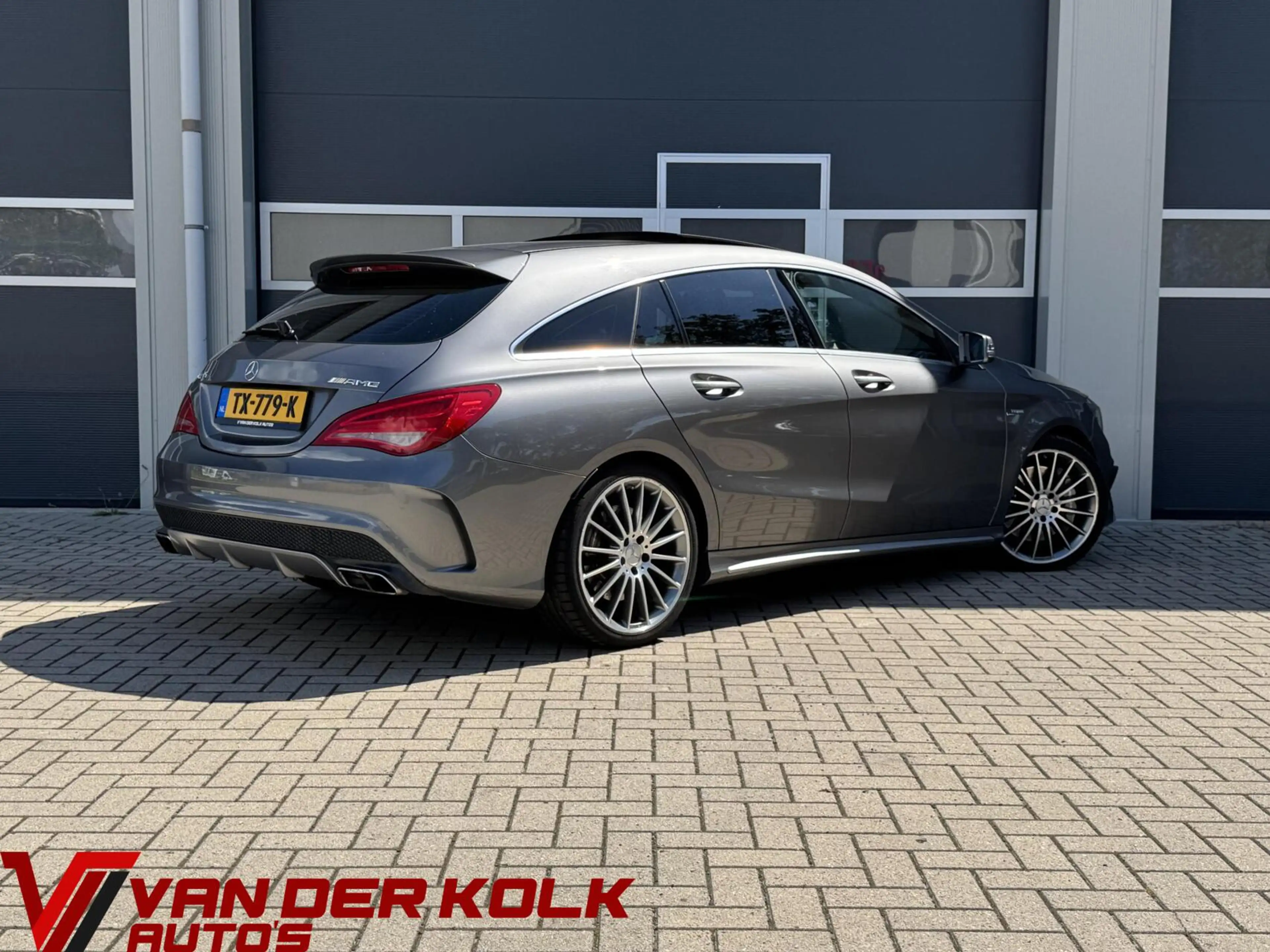 Mercedes-Benz CLA 45 AMG Shooting Brake 4MATIC OrangeArt Edition | Alcantar — photo 2