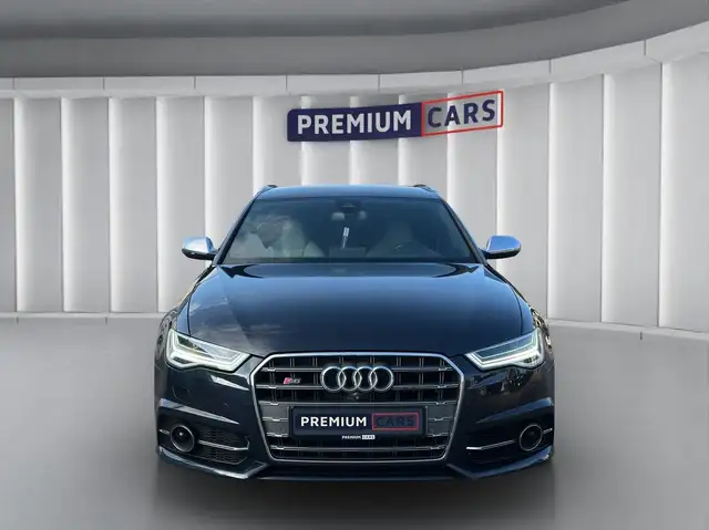 Audi S6 view 8