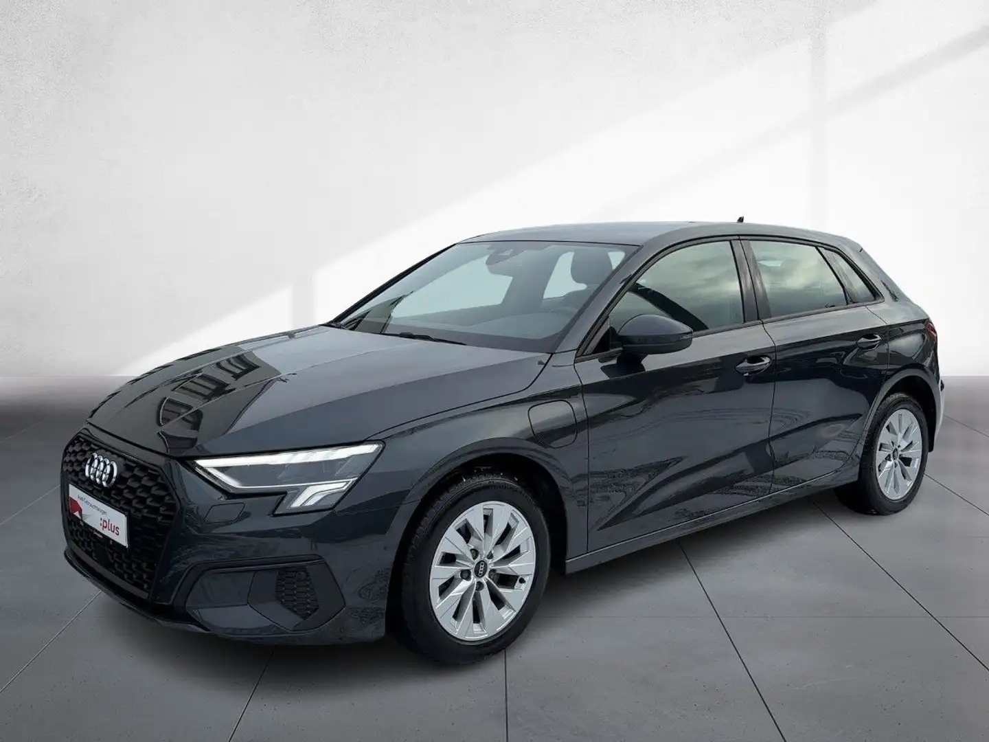 Audi A3 40 TFSI e LED Navi S tronic Grau - 2