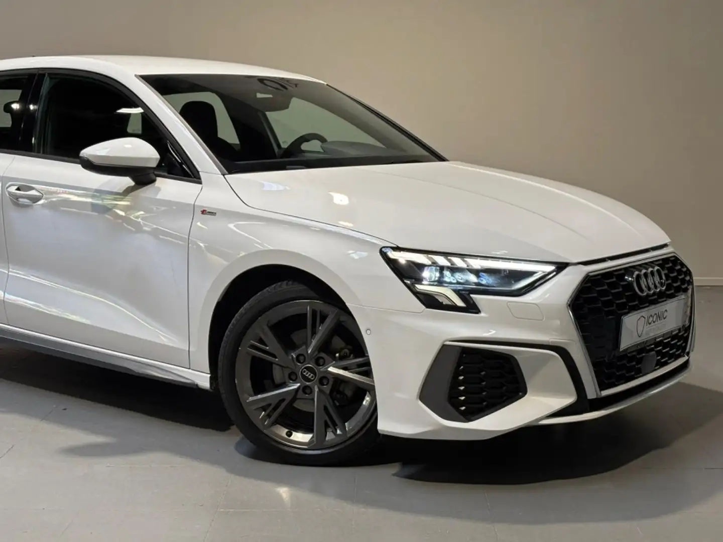 Audi A3 Sportback 35 TFSI S line Blanco - 2