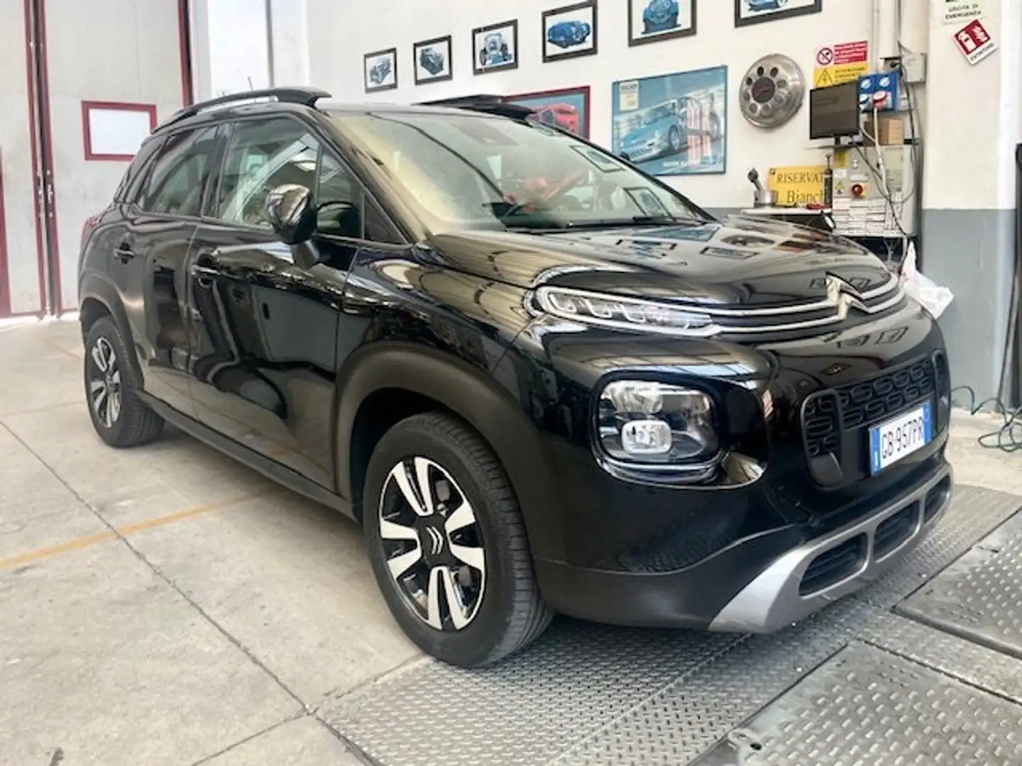 Citroen C3 Aircross C3 Aircross 1.2 Shine Automatica Intovabile!!!! Nero - 2