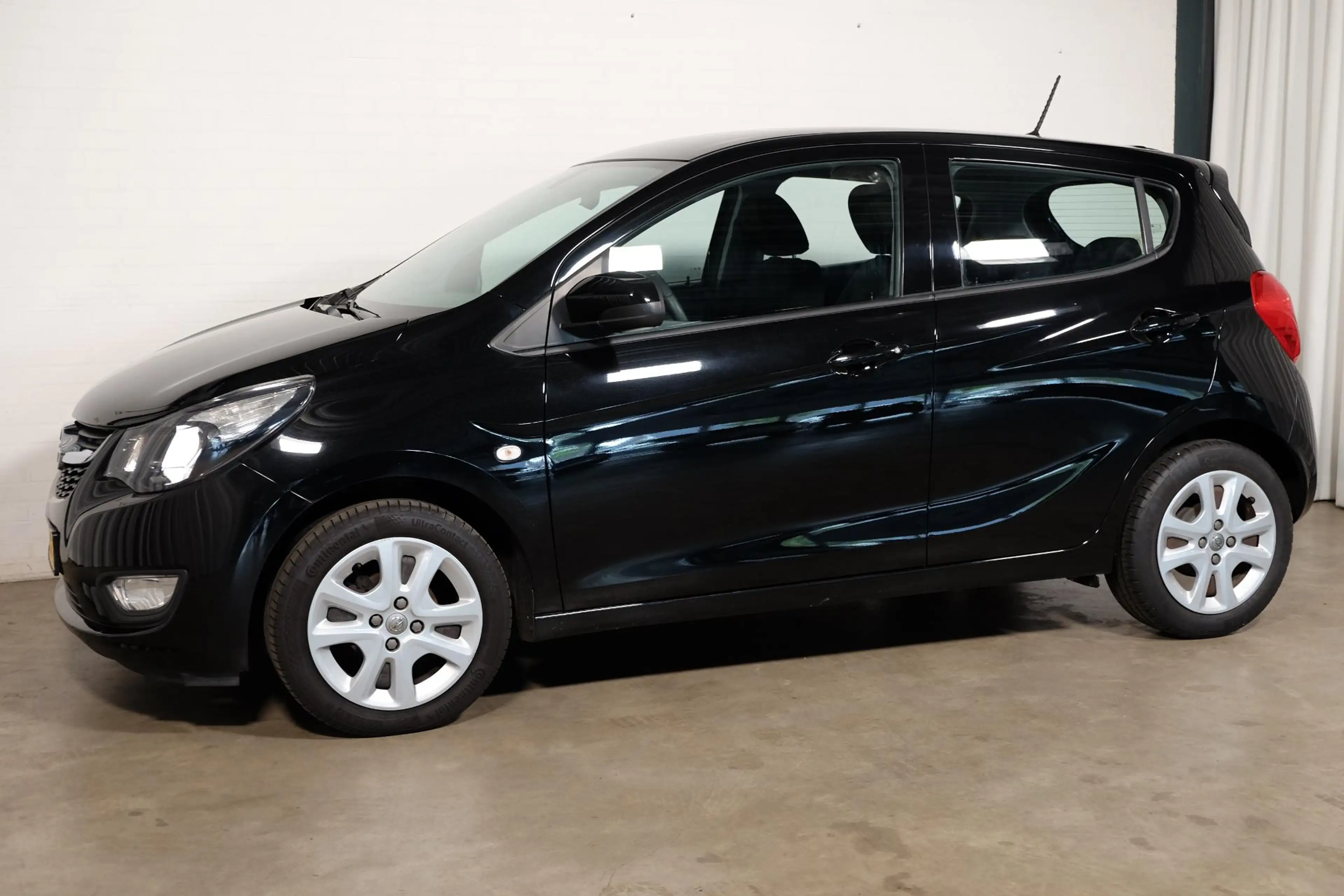 Opel Karl 1.0 ecoFLEX Edition — photo 2