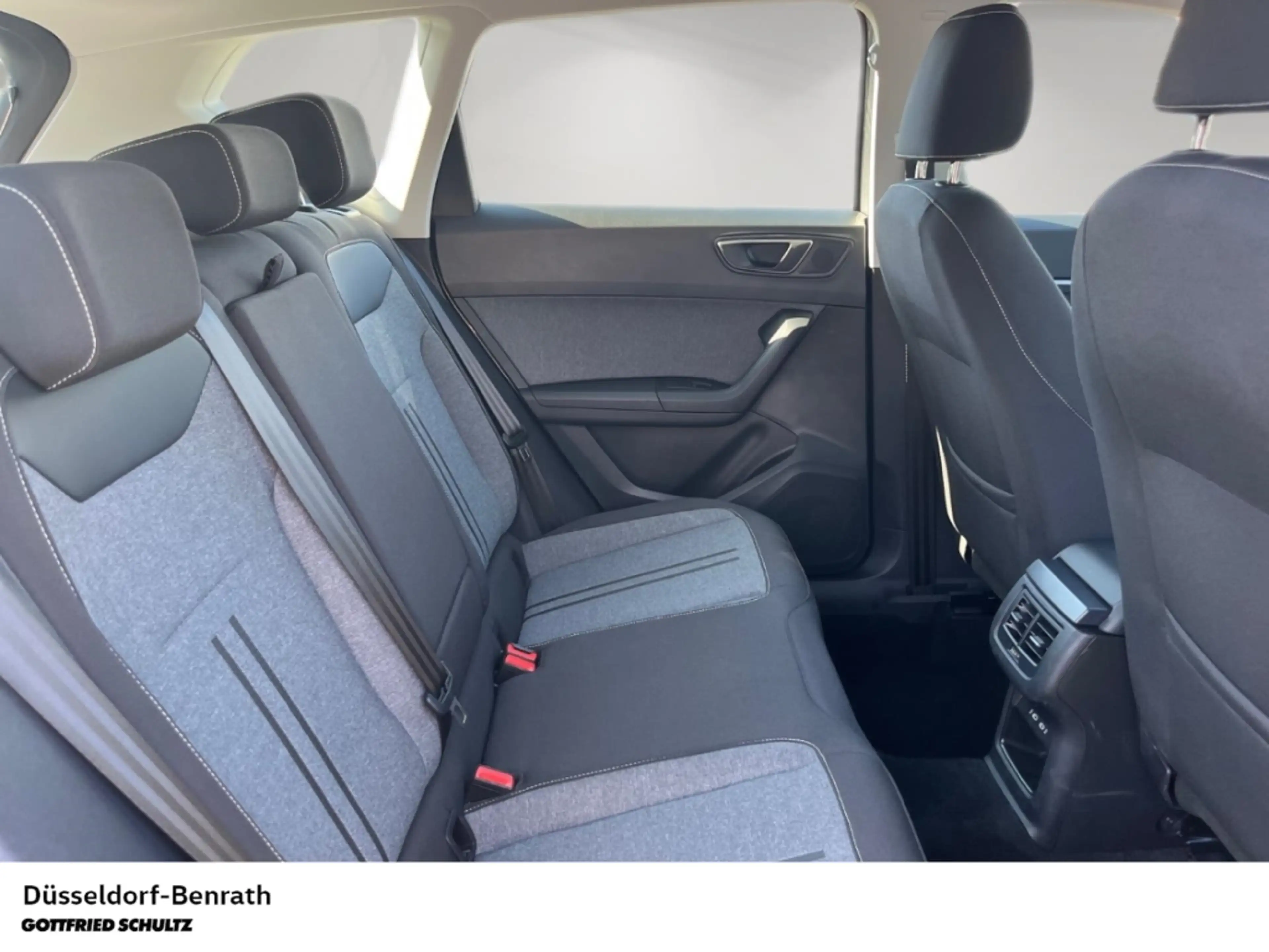 SEAT Ateca Style 1.5 TSI DSG LED Navi Parkhilfe AppConnect — photo 7