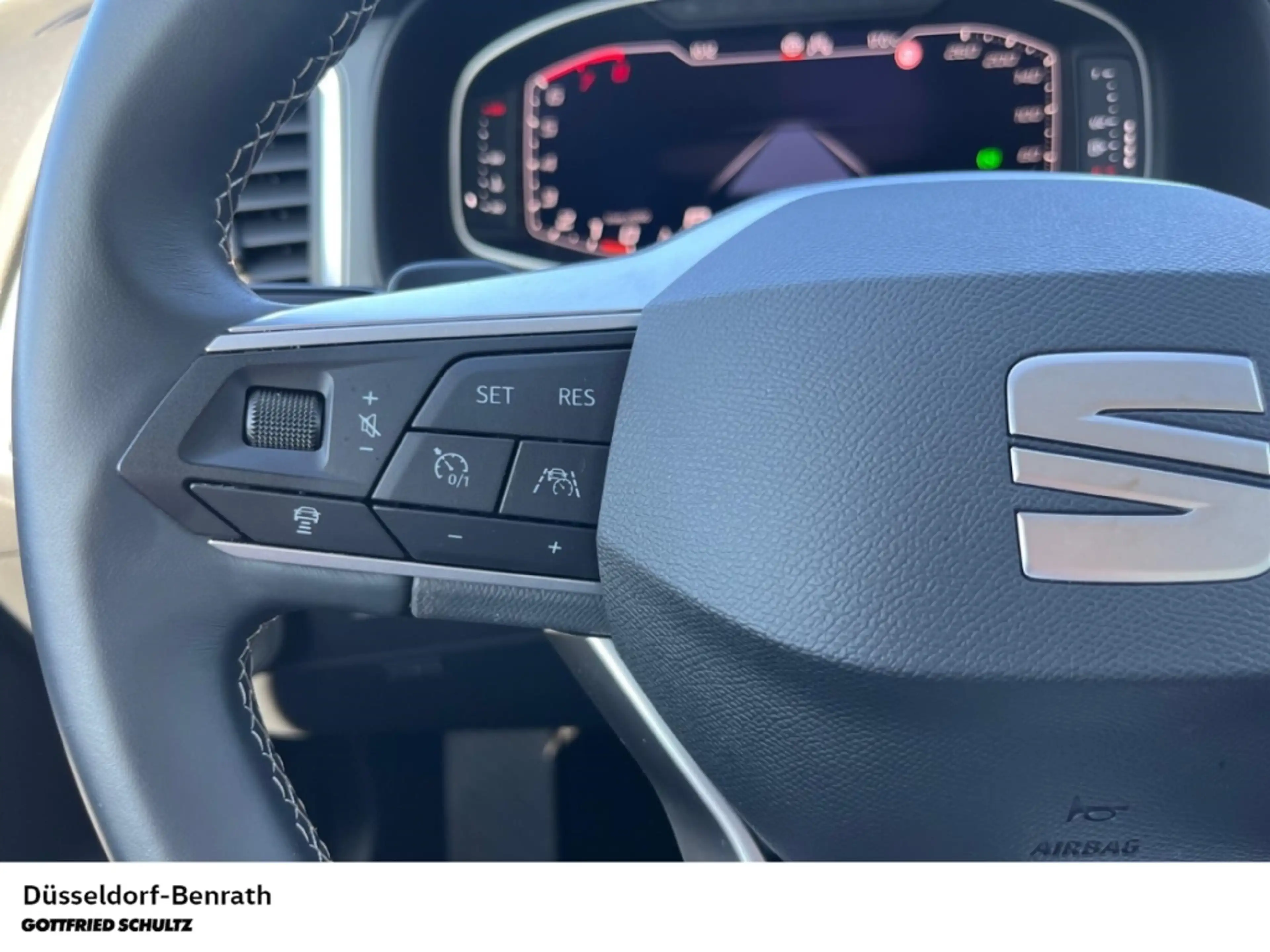 SEAT Ateca Style 1.5 TSI DSG LED Navi Parkhilfe AppConnect — photo 13