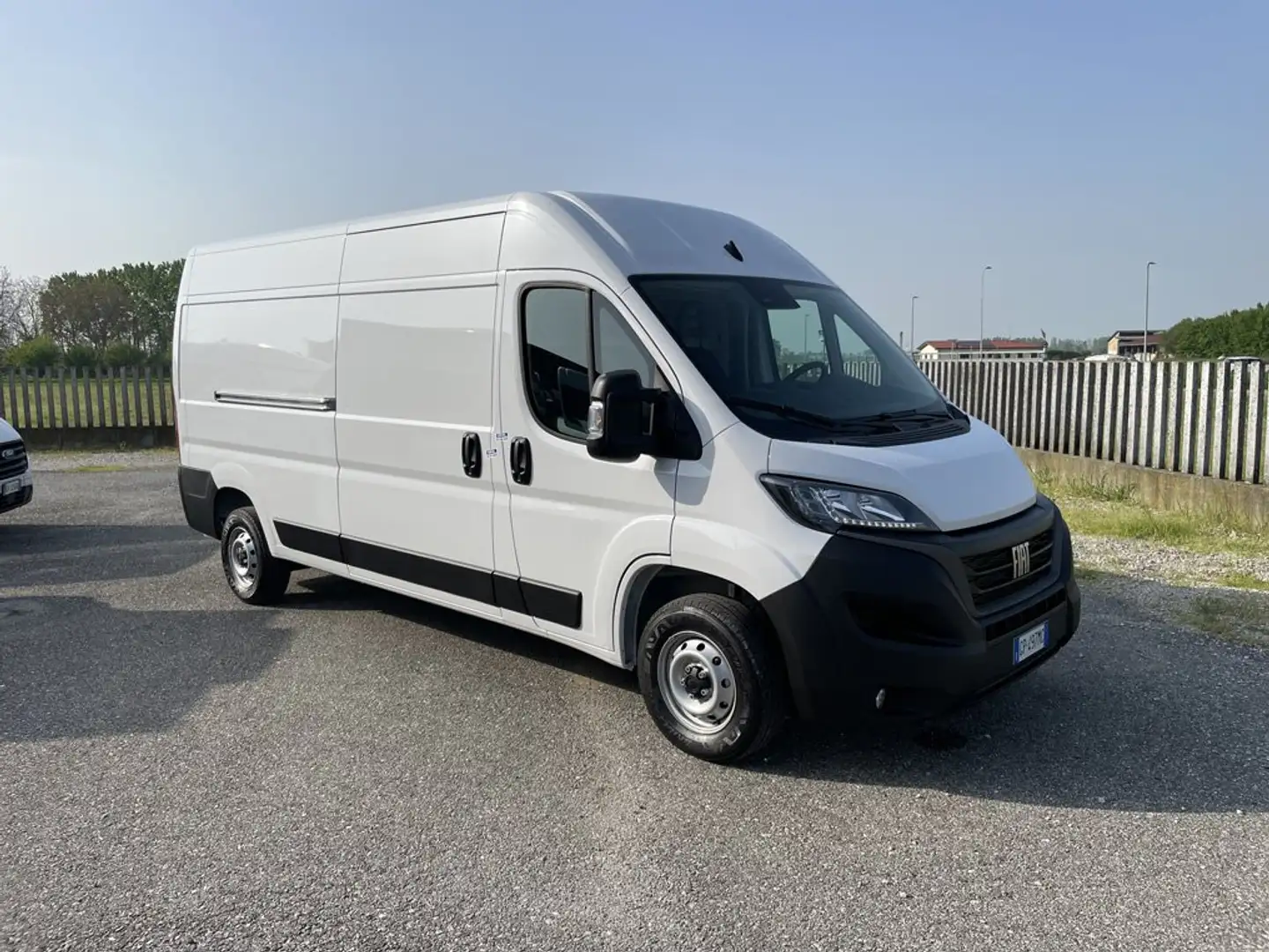 Fiat Ducato 35 LH2 2.2 MJET 3 - 140 CV FURGONE PASSO LUNGO Bílá - 1