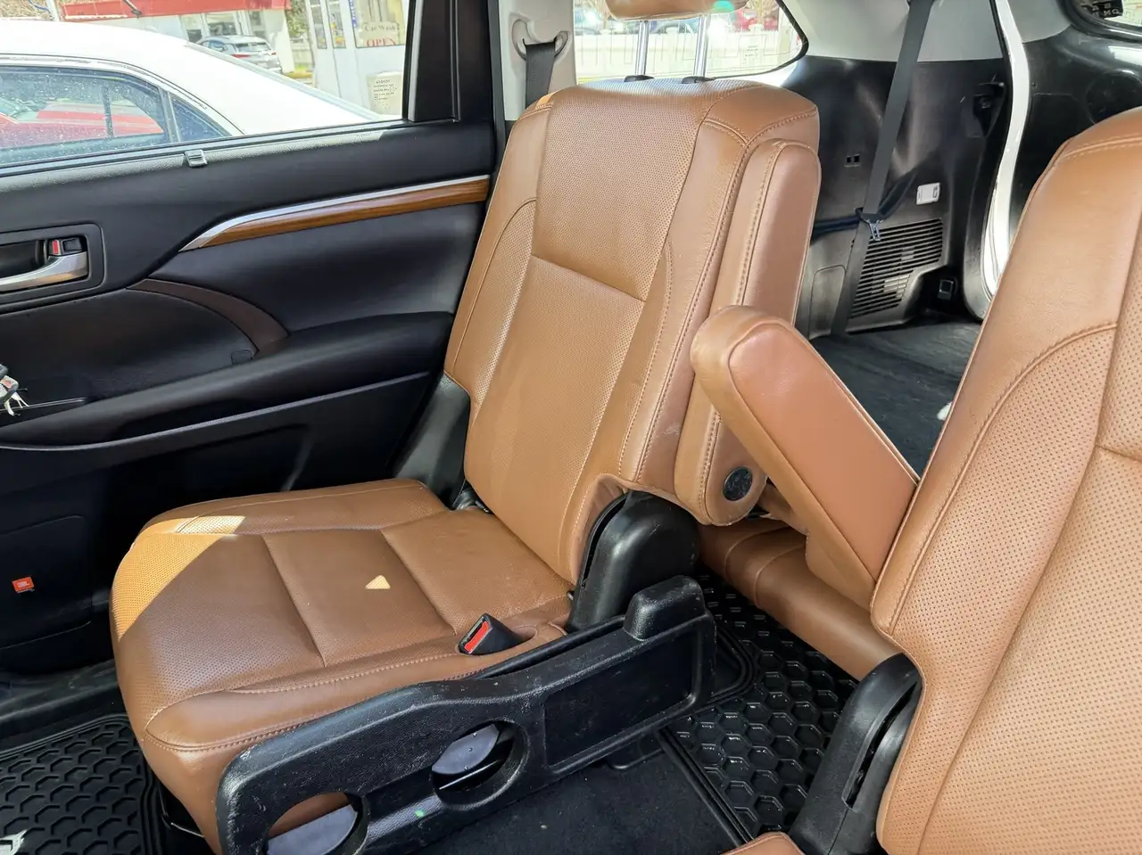 Toyota Highlander снимка Toyota Highlander