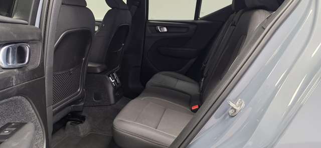 Volvo XC40 — photo 15