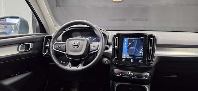 Volvo XC40 — photo 10
