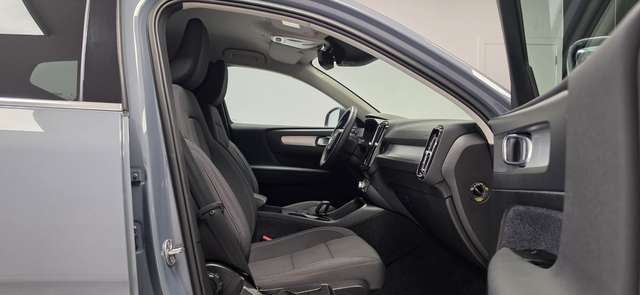 Volvo XC40 — photo 12