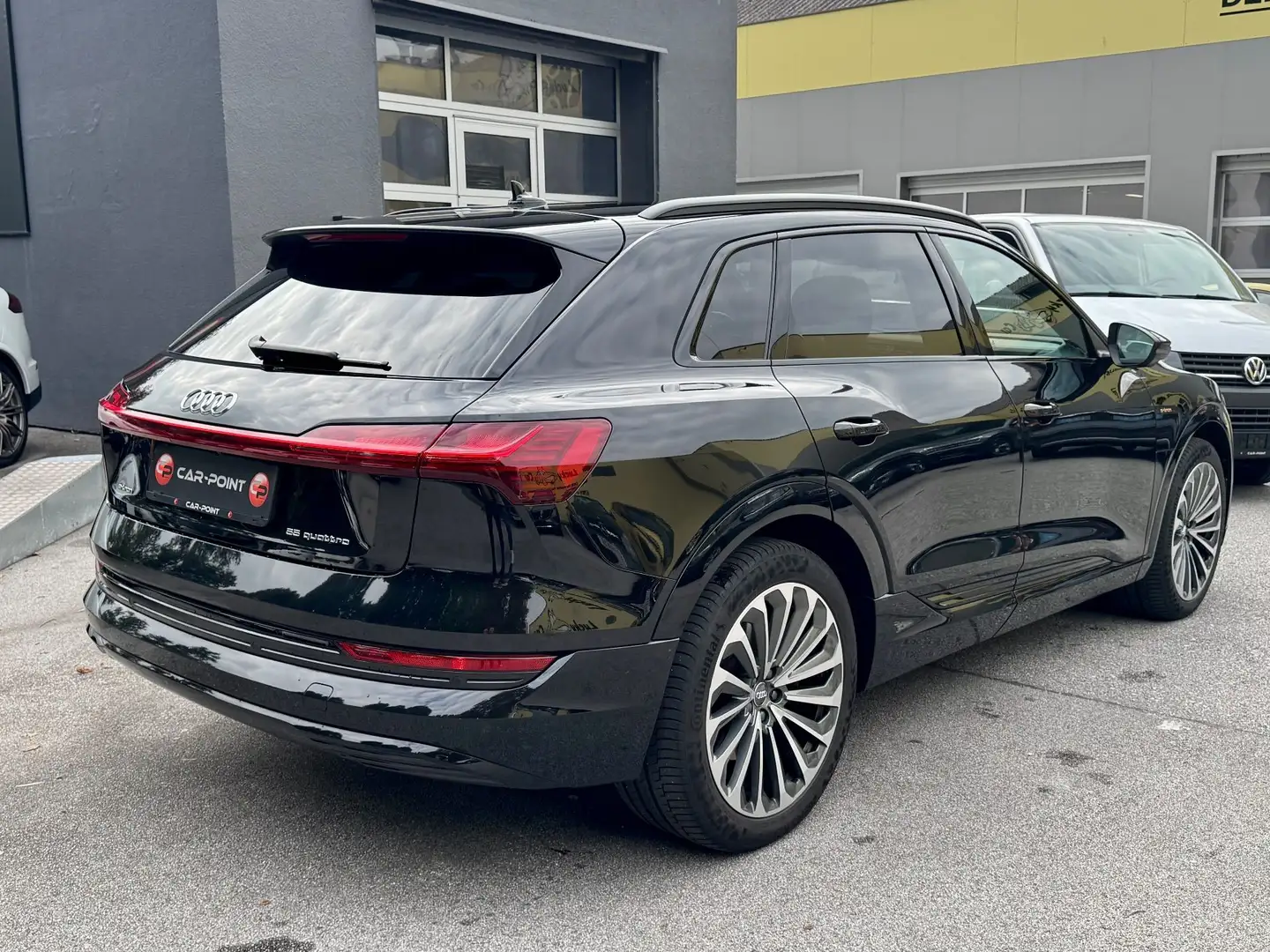 Audi e-tron 55 quattro 95kWh Advanced S-Line Schwarz - 2