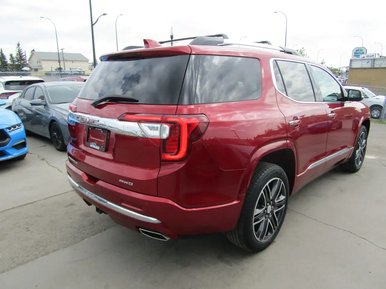 GMC Acadia снимка GMC Acadia