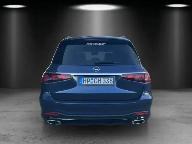 Mercedes-Benz GLS view 4