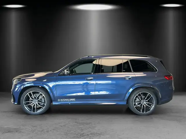 Mercedes-Benz GLS view 2