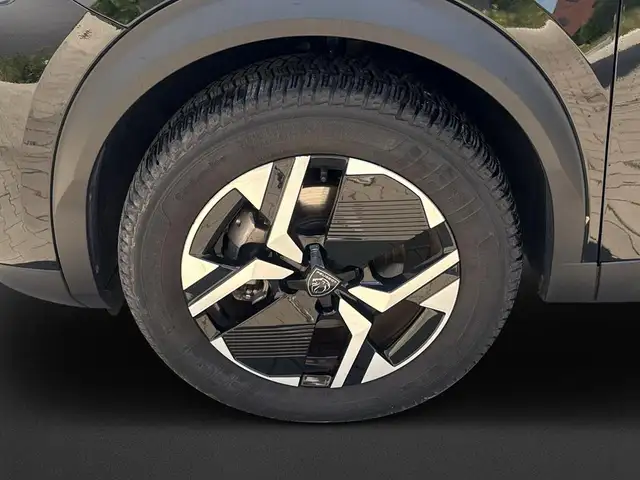 Peugeot 2008 view 10