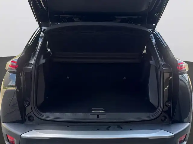 Peugeot 2008 view 9