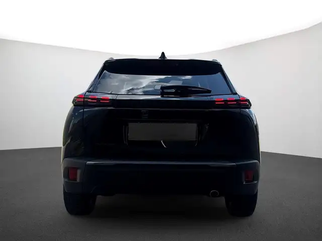 Peugeot 2008 view 4