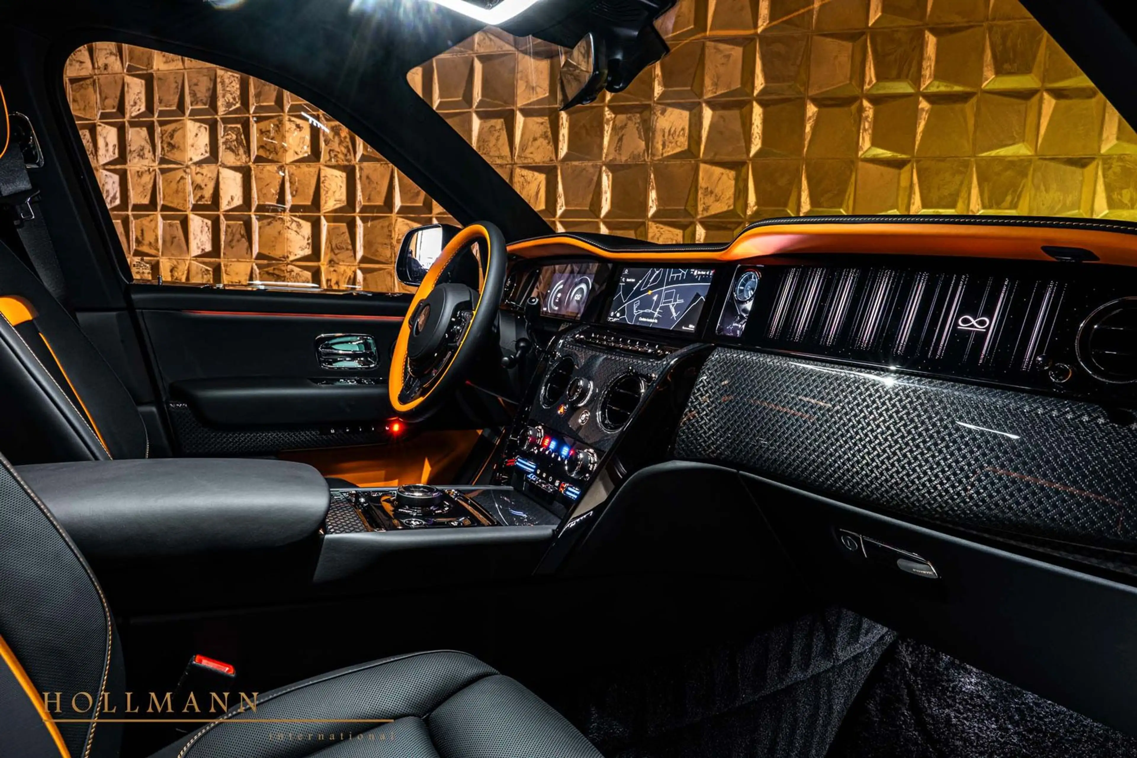 Rolls-Royce Cullinan SERIES II +BLACK BADGE+ SANCTUARY SEAT — photo 12