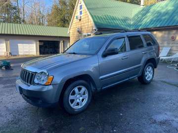 4WD 4dr Laredo