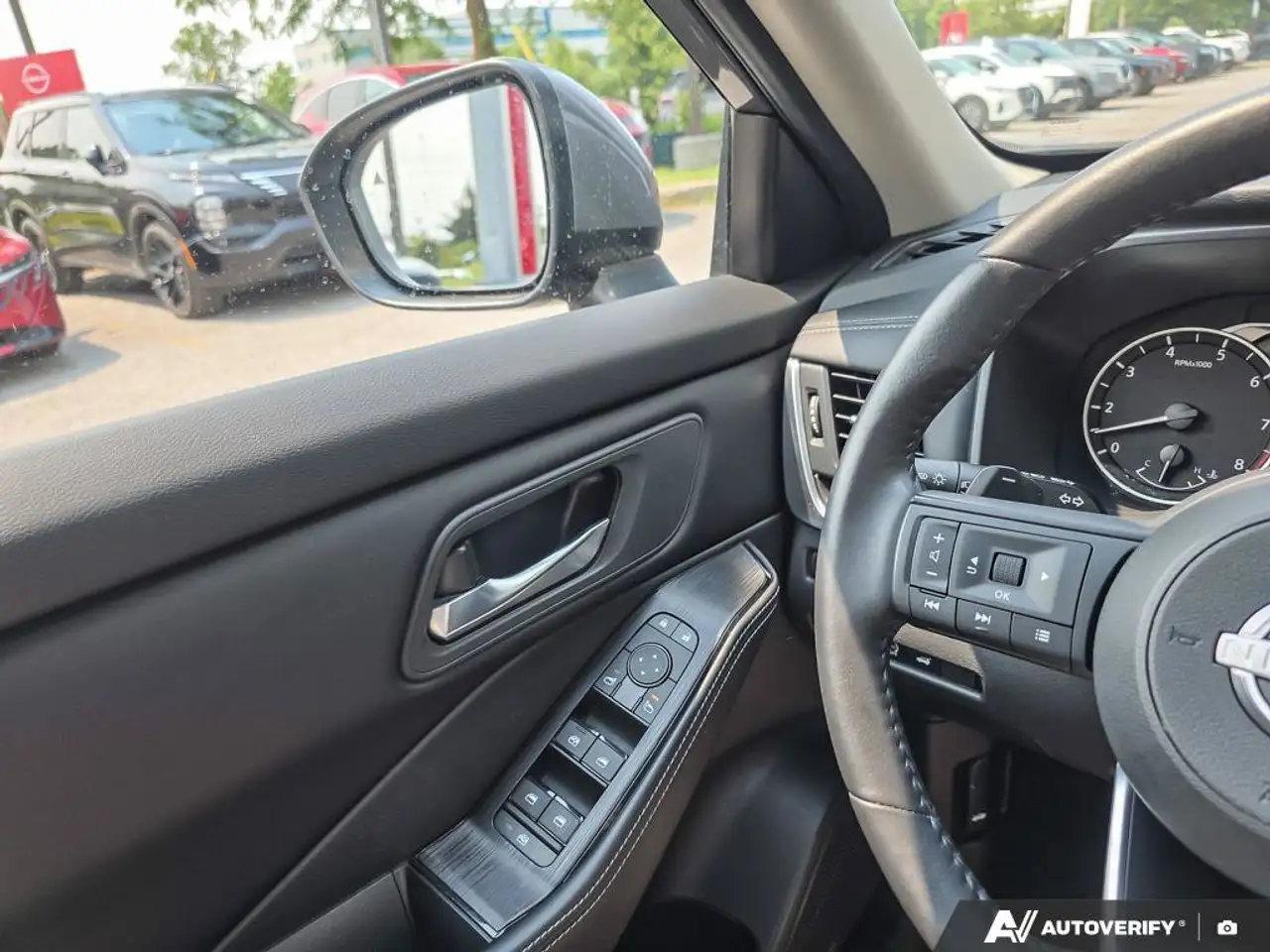 Nissan Rogue photo Nissan Rogue