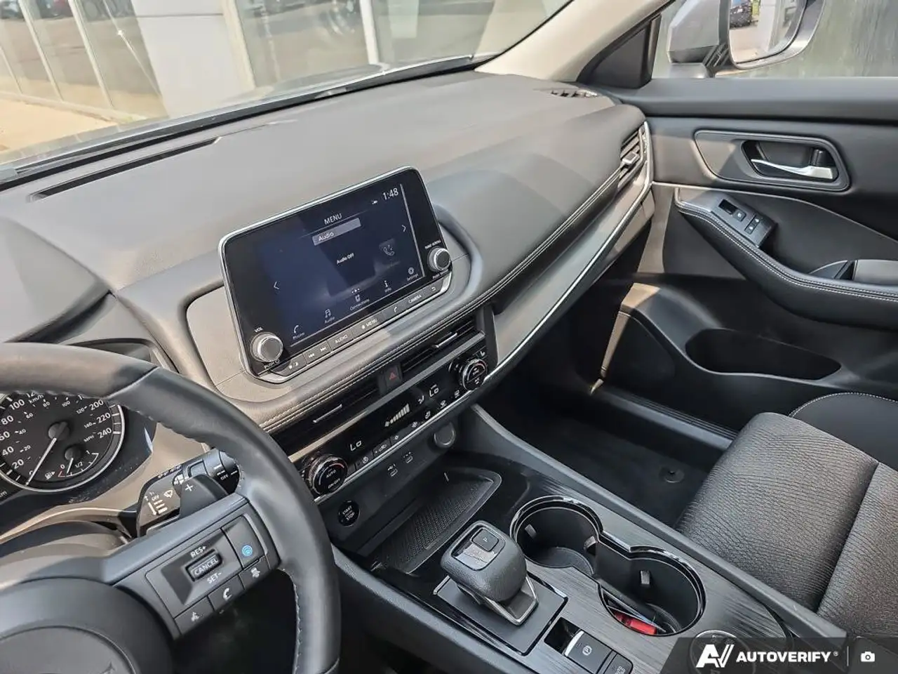 Nissan Rogue photo Nissan Rogue