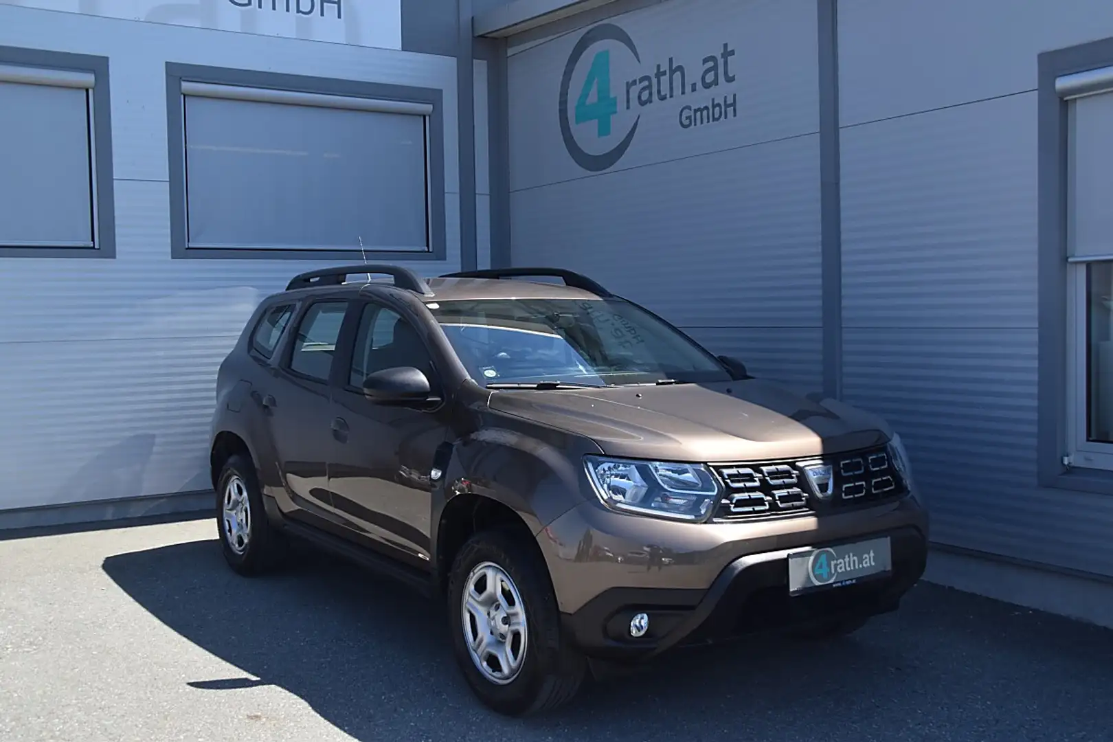Dacia Duster TCe 90 Comfort AHK Braun - 1
