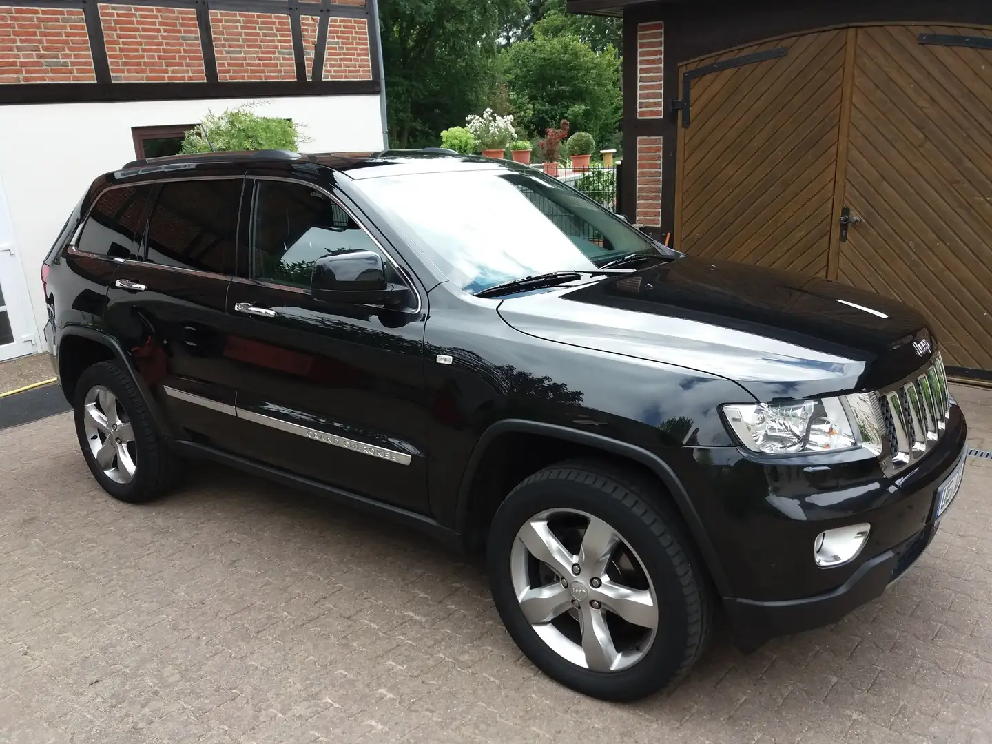 Jeep Grand Cherokee Grand Cherokee 3.0I Multijet Overland Summit Schwarz - 2