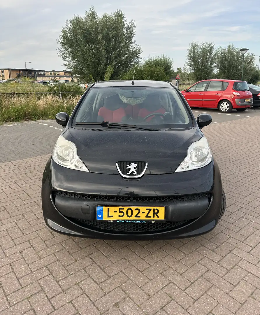 Peugeot 107 1.0i Urban - 2