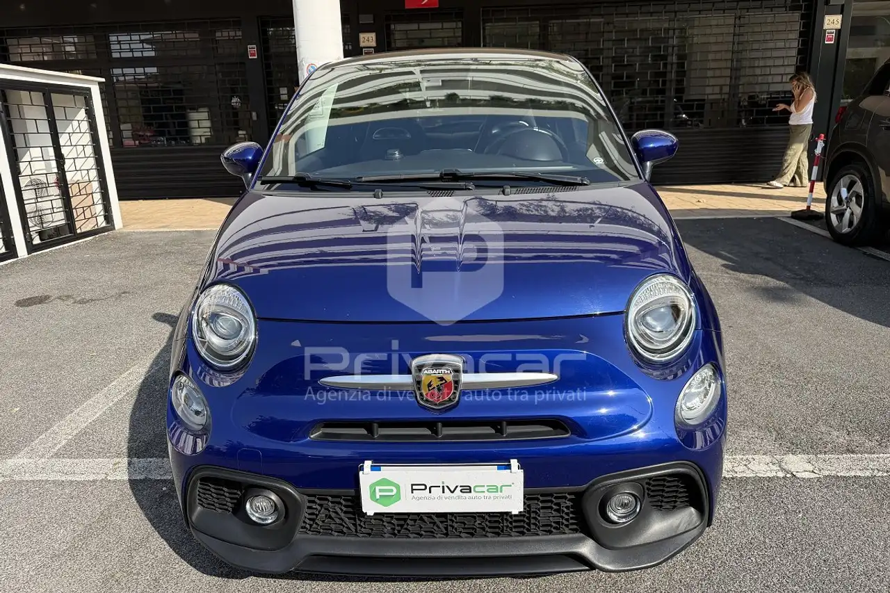 Abarth 595 2021