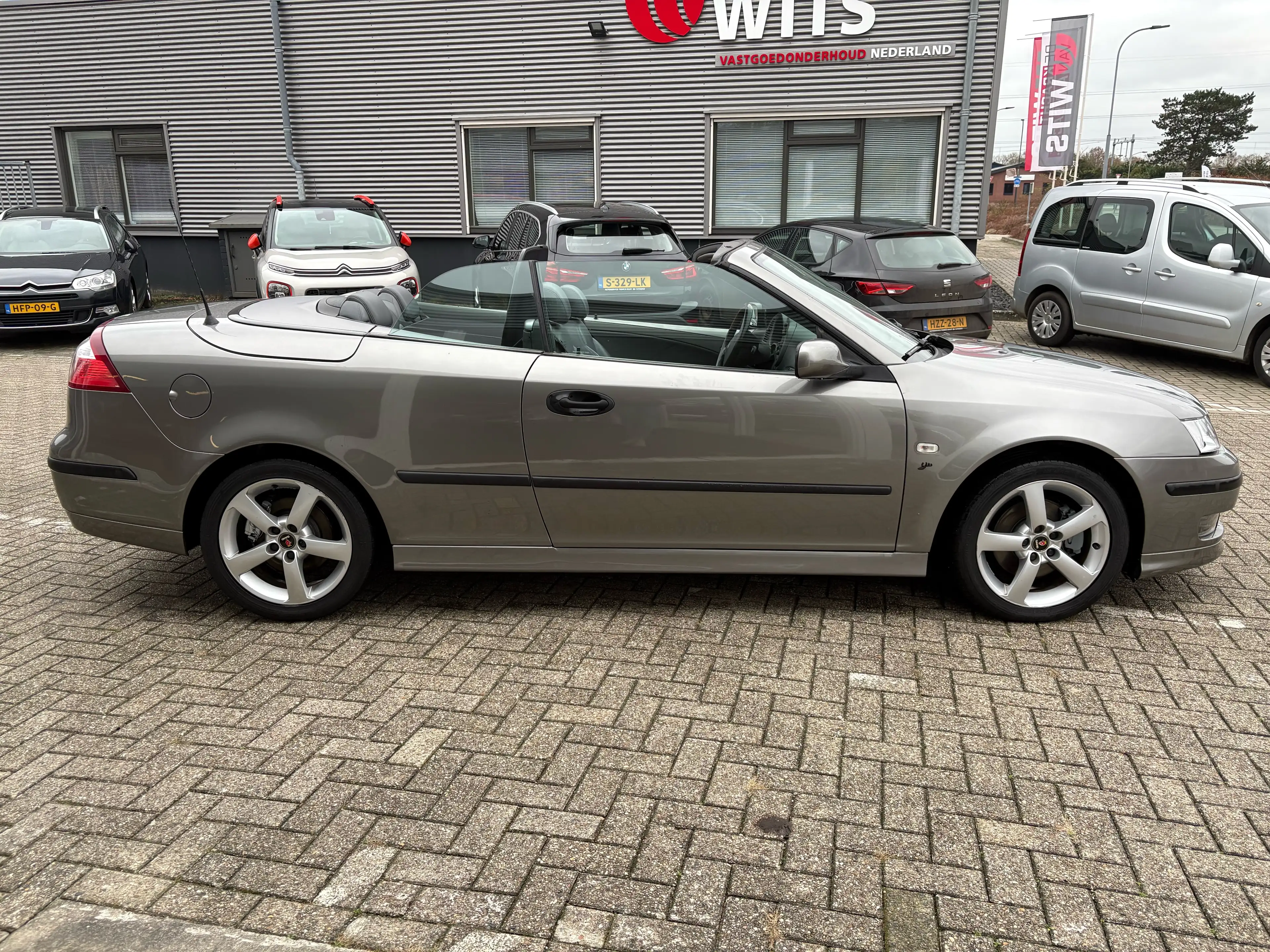 Saab 9-3 Cabrio 2.0T Aero — photo 12