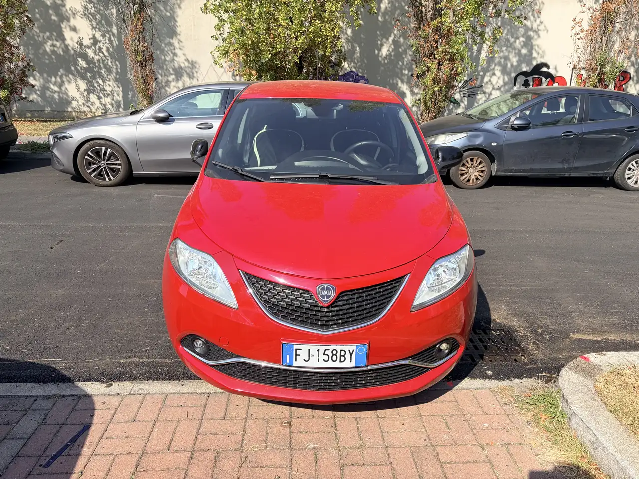 Lancia Ypsilon