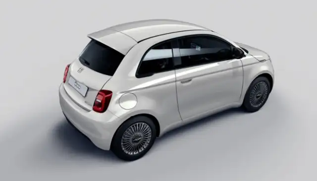 Fiat 500 view 3