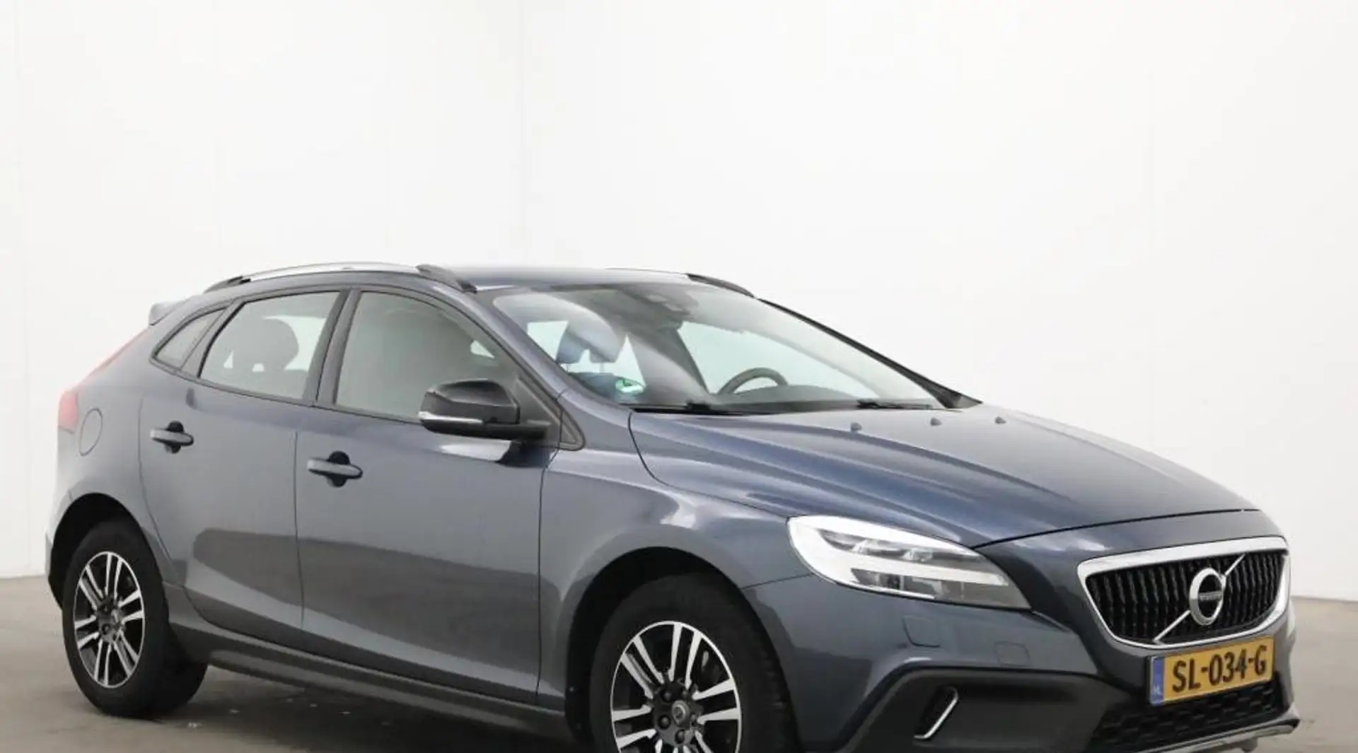 Volvo V40 Cross Country V-40 Cross Country 1.5 T3 Aut. Momentum ahk cruise Albastru - 1