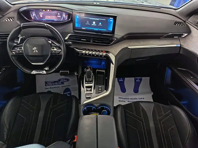 Peugeot 5008 view 10