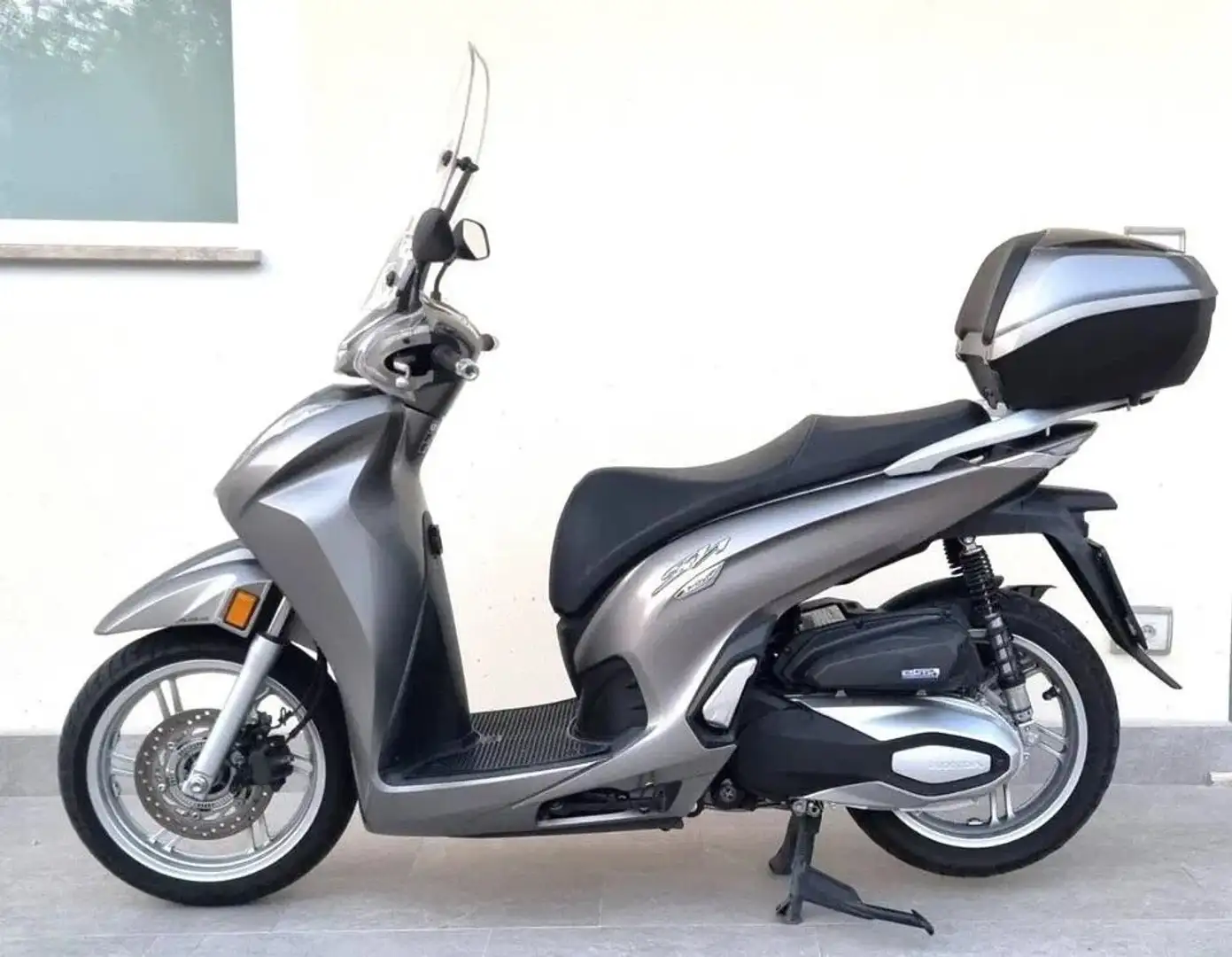 Honda SH 350i Grigio - 2