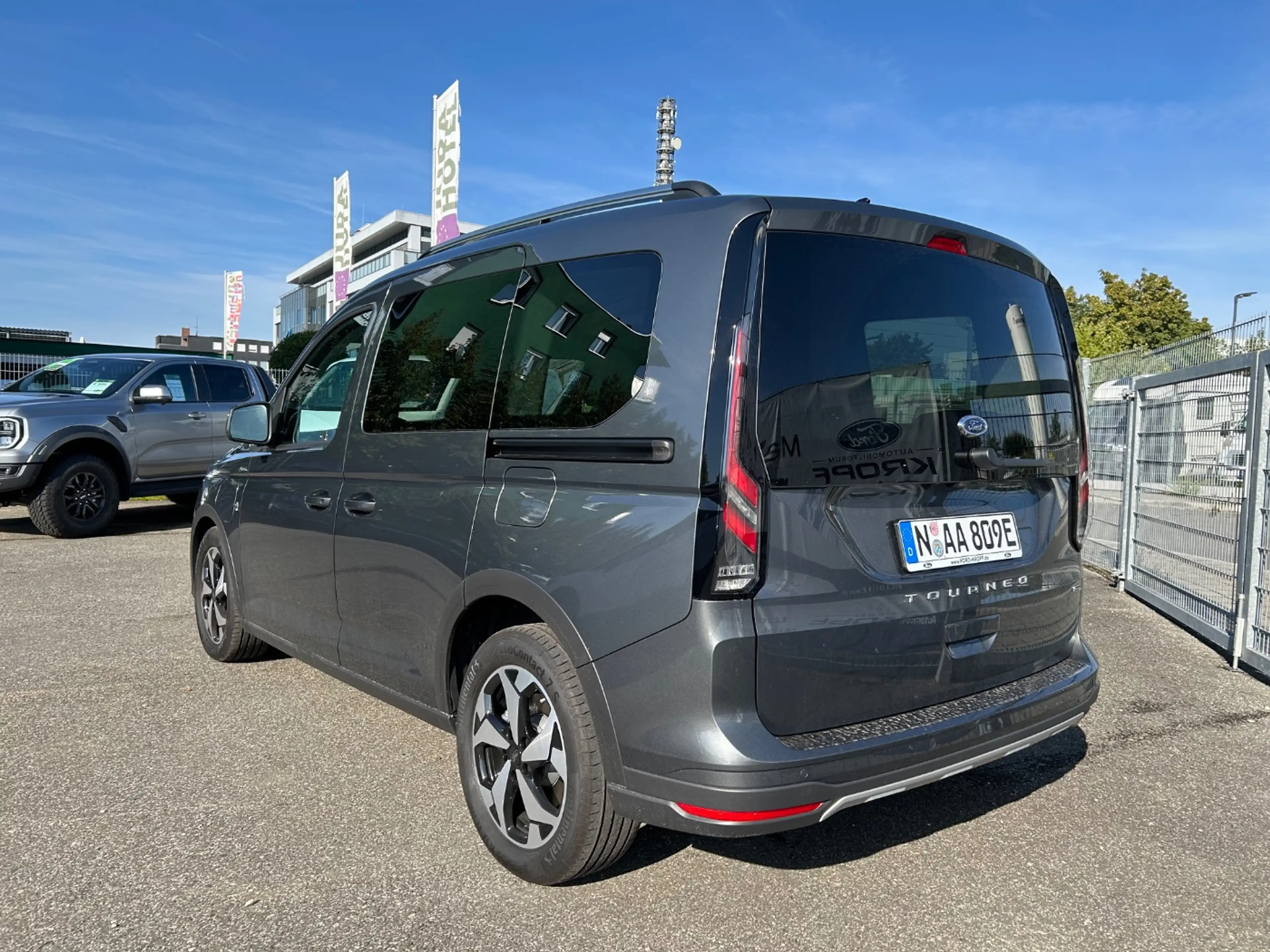 Ford Tourneo Connect Active PHEV 1.5 iACC*NAVI*SHZ*CAM — photo 10