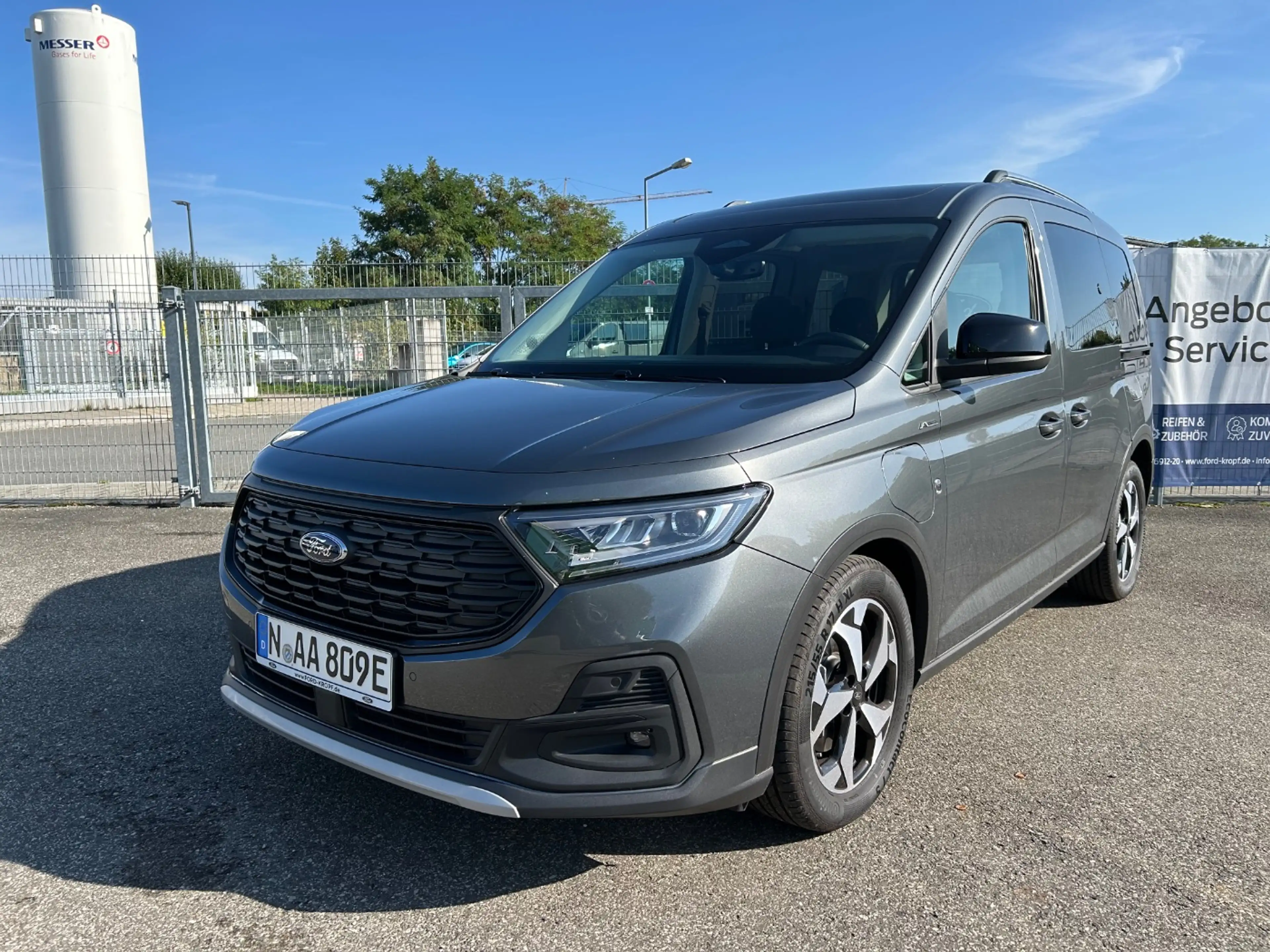 Ford Tourneo Connect Active PHEV 1.5 iACC*NAVI*SHZ*CAM — photo 13